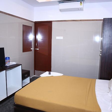 Shri Bhavani Residency Chennai Exterior foto